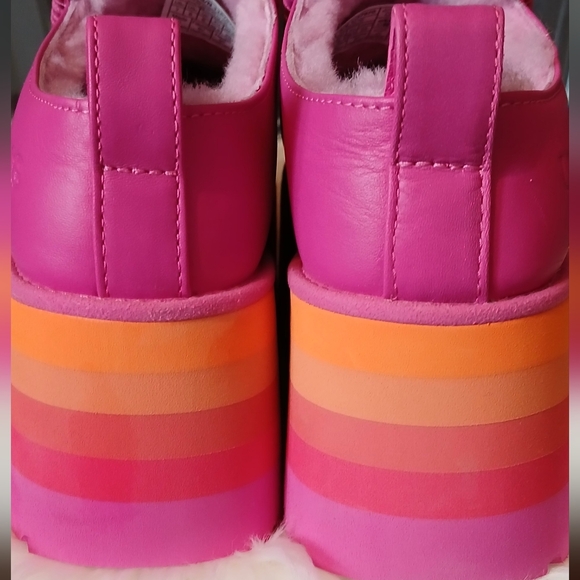 UGG platforms - Picture 4 of 10